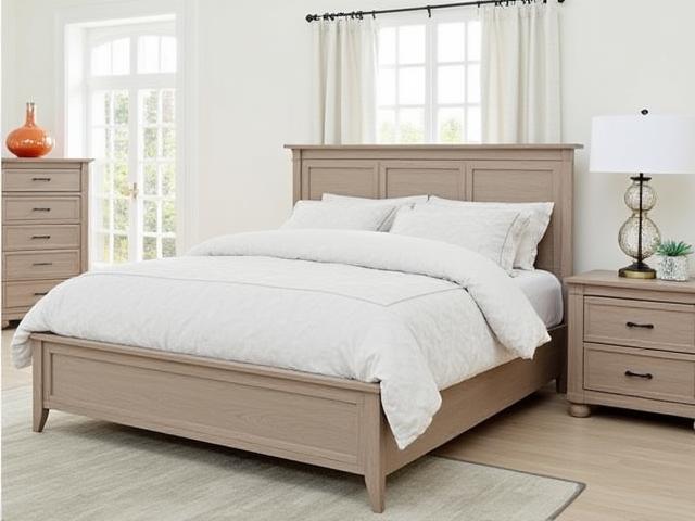 Beds & Bedroom Sets